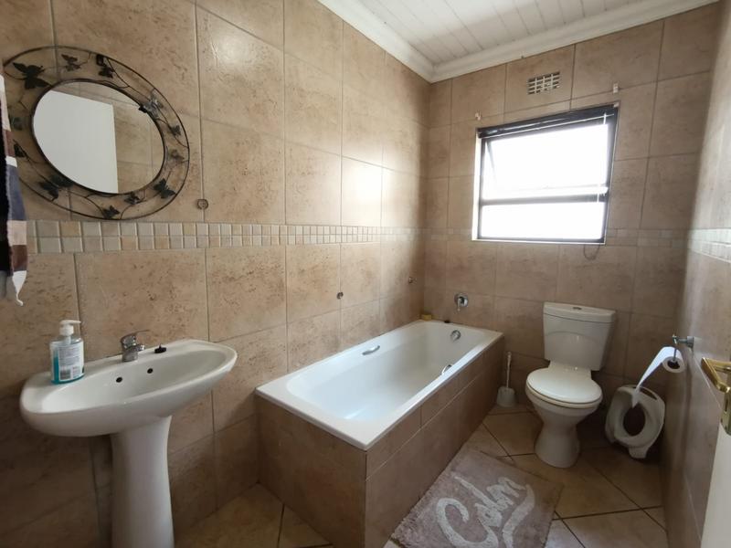 3 Bedroom Property for Sale in Hagley Western Cape